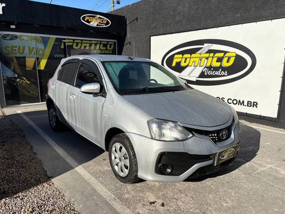 TOYOTA ETIOS 1.3 X 16V FLEX 4P MANUAL TOYOTA ETIOS 1.3 X 16V FLEX 4P MANUAL